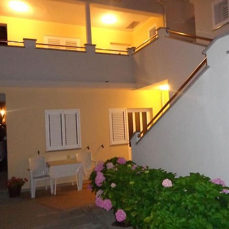 Apartments Kekica Novalja Exterior foto
