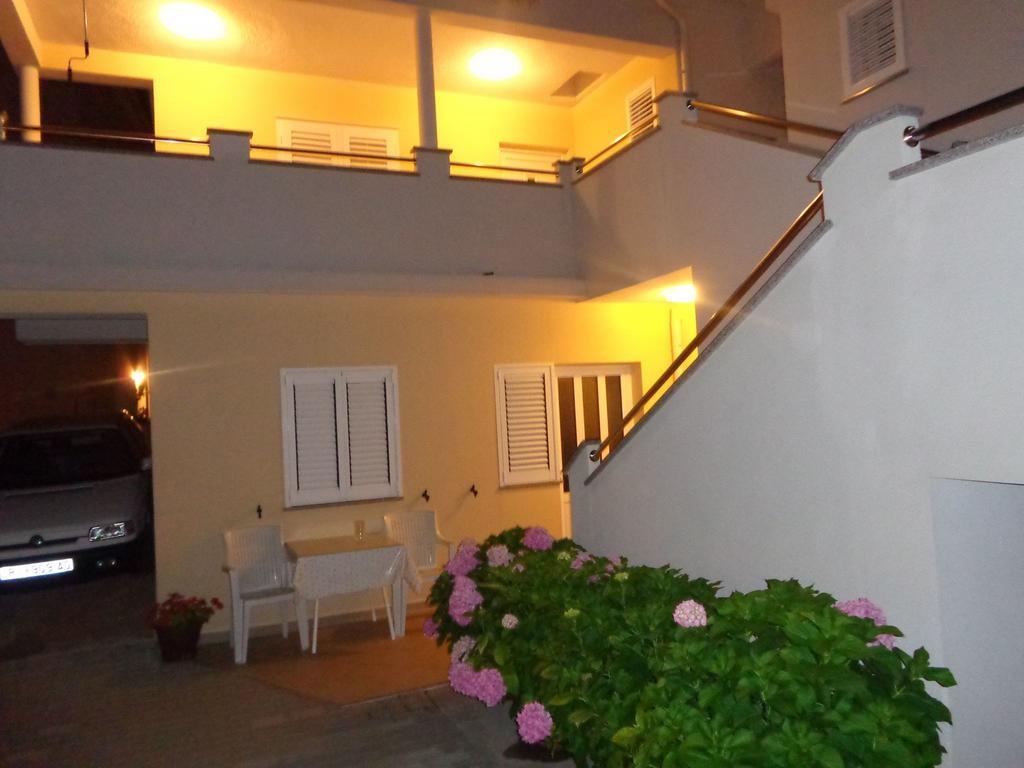 Apartments Kekica Novalja Exterior foto